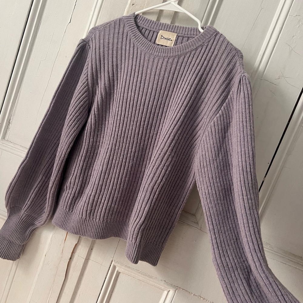 Liliac sweater